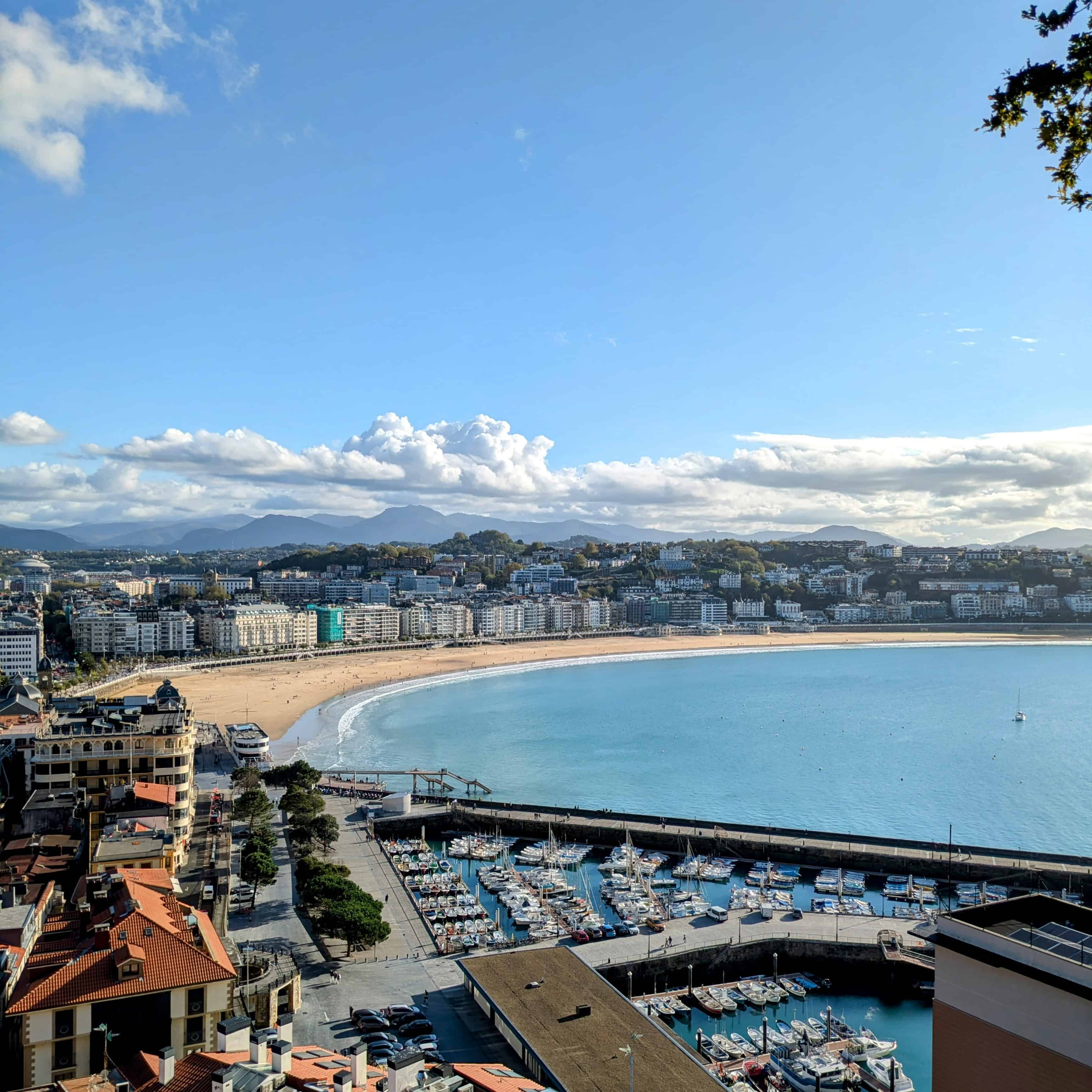 Complete Travel Guide to San Sebastián: Tips & Attractions